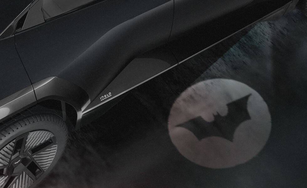 Night Trail - Carpet lamps with The Dark Knight Trilogy Bat emblem logo projection