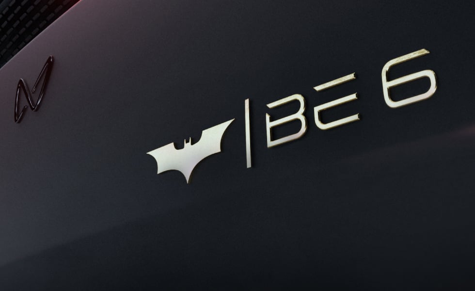 Custom Satin Black Colour exclusive to the Batman Edition
